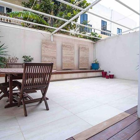 Pembroke St Julians Luxury, Comfort, Location Bagian luar foto